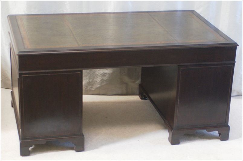 2064 Antique Edwardian Mahogany Pedestal Desk (10)